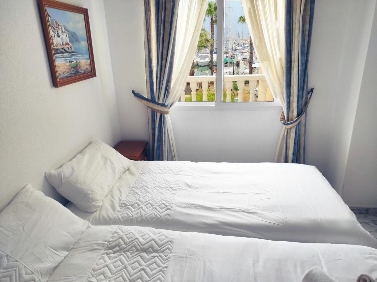 Marina Sunrise Puerto Apartment Torrevieja Bagian luar foto