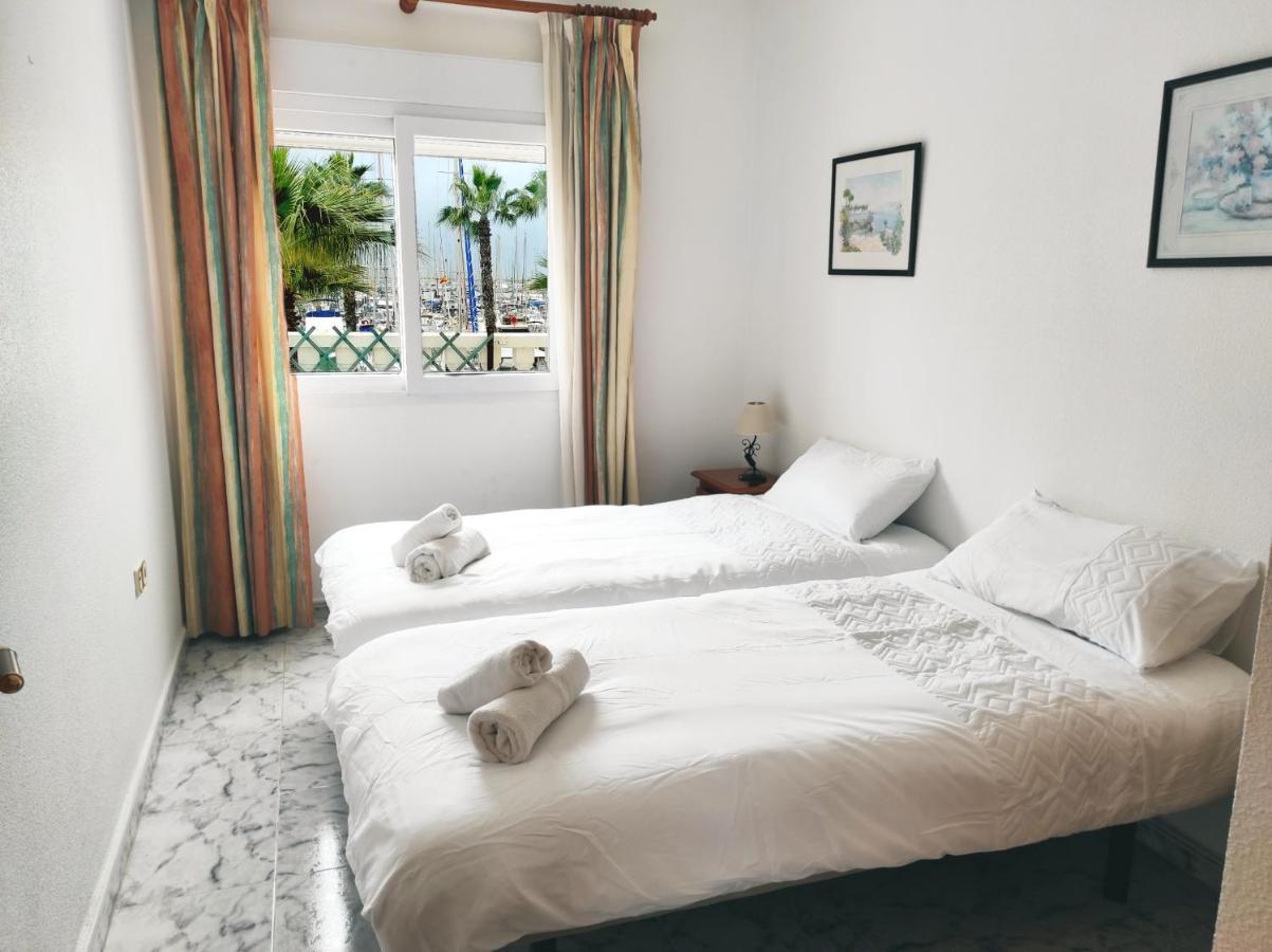 Marina Sunrise Puerto Apartment Torrevieja Bagian luar foto