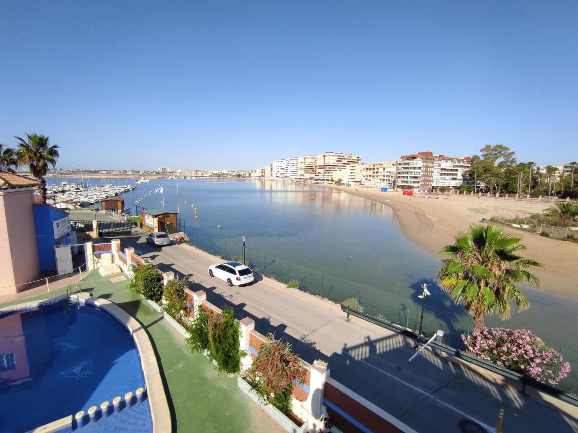 Marina Sunrise Puerto Apartment Torrevieja Bagian luar foto